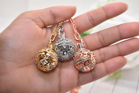 Necklace - 18K Gold Plated Angel Caller Diffuser Necklace